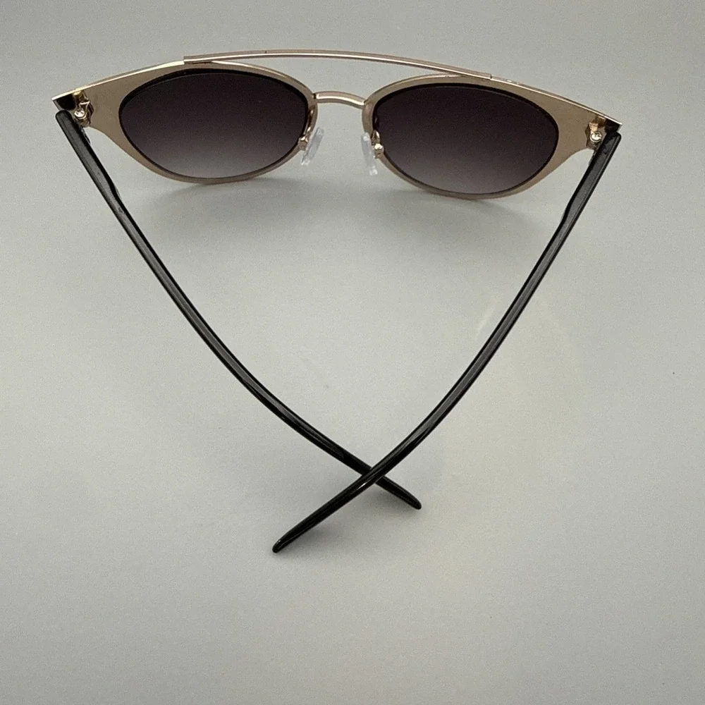 Tahari black cat